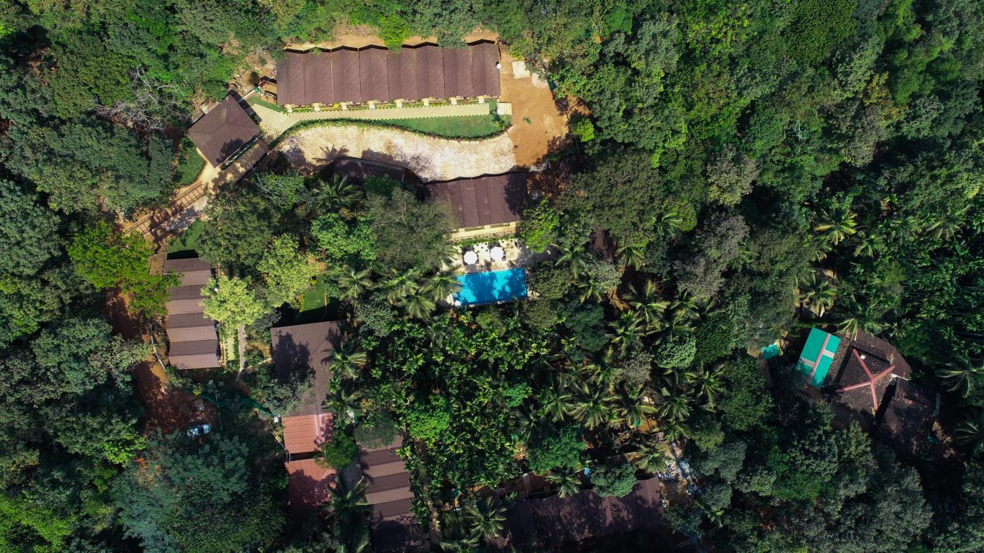 Hotel Stone Wood Premier Gokarna Gokarna  Exterior foto