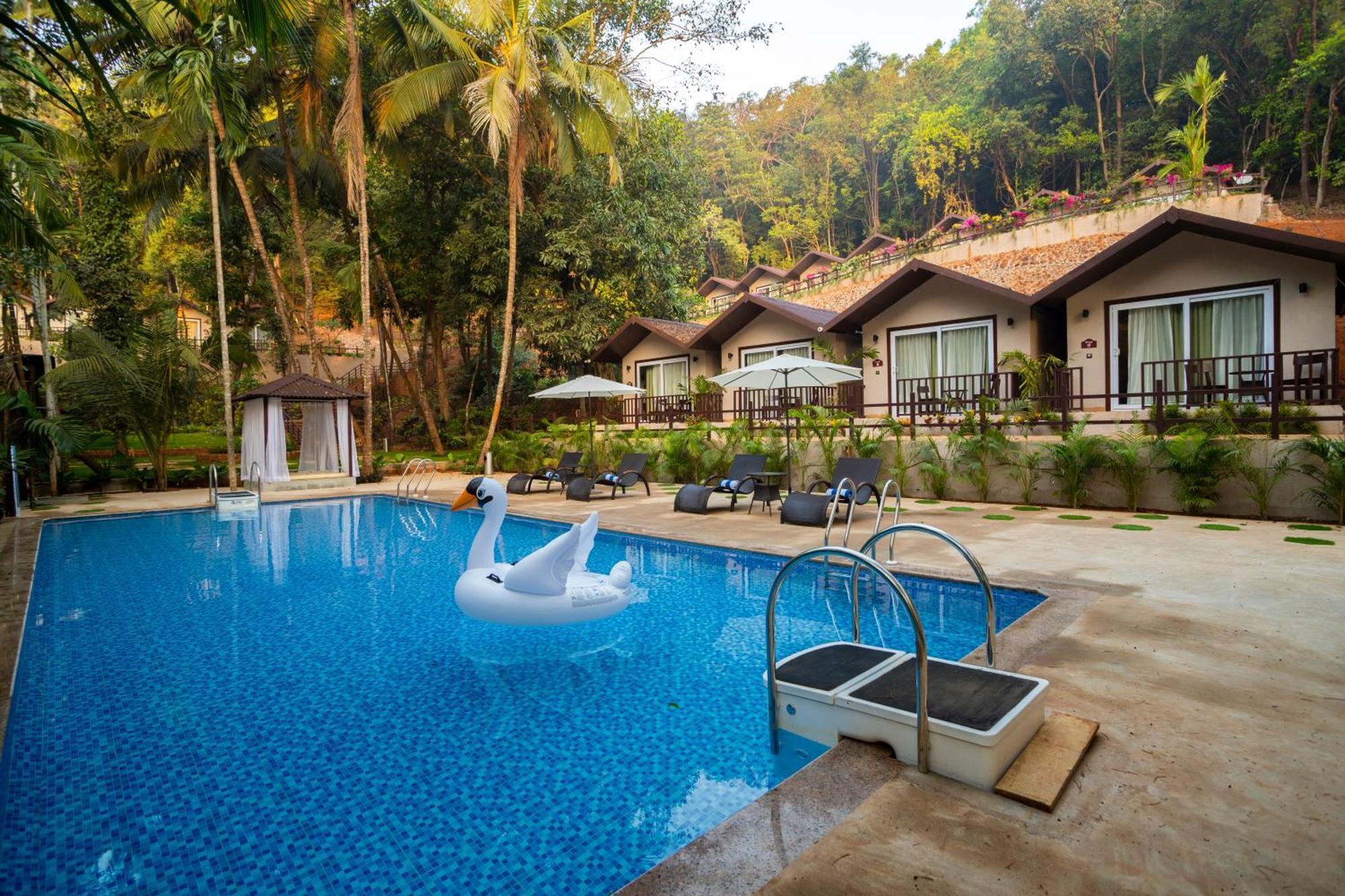 Hotel Stone Wood Premier Gokarna Gokarna  Exterior foto