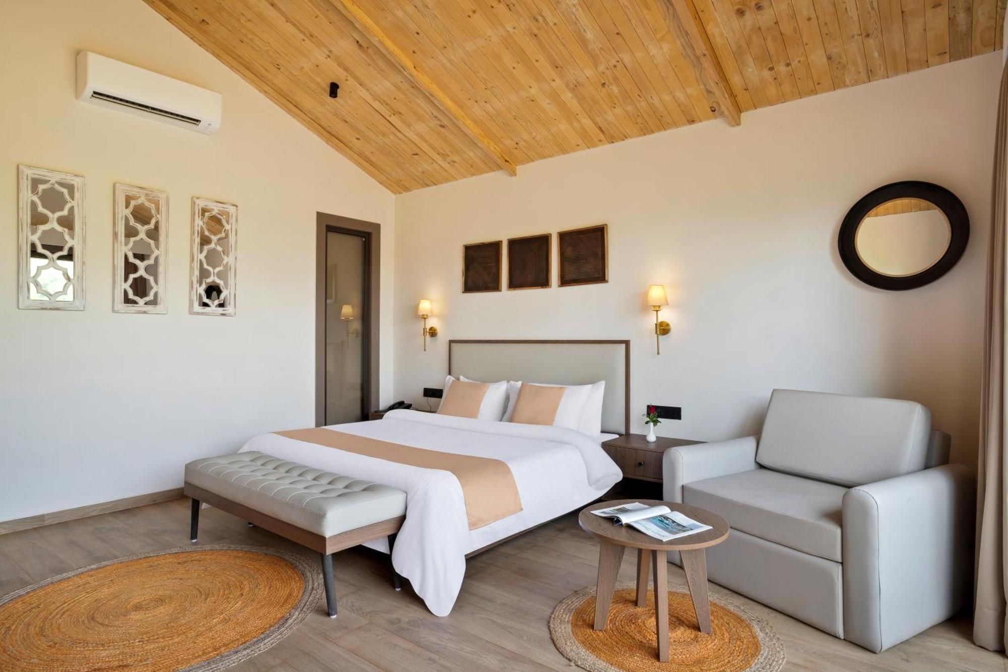 Hotel Stone Wood Premier Gokarna Gokarna  Exterior foto